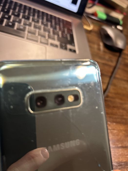 Samsung Galaxy S10e