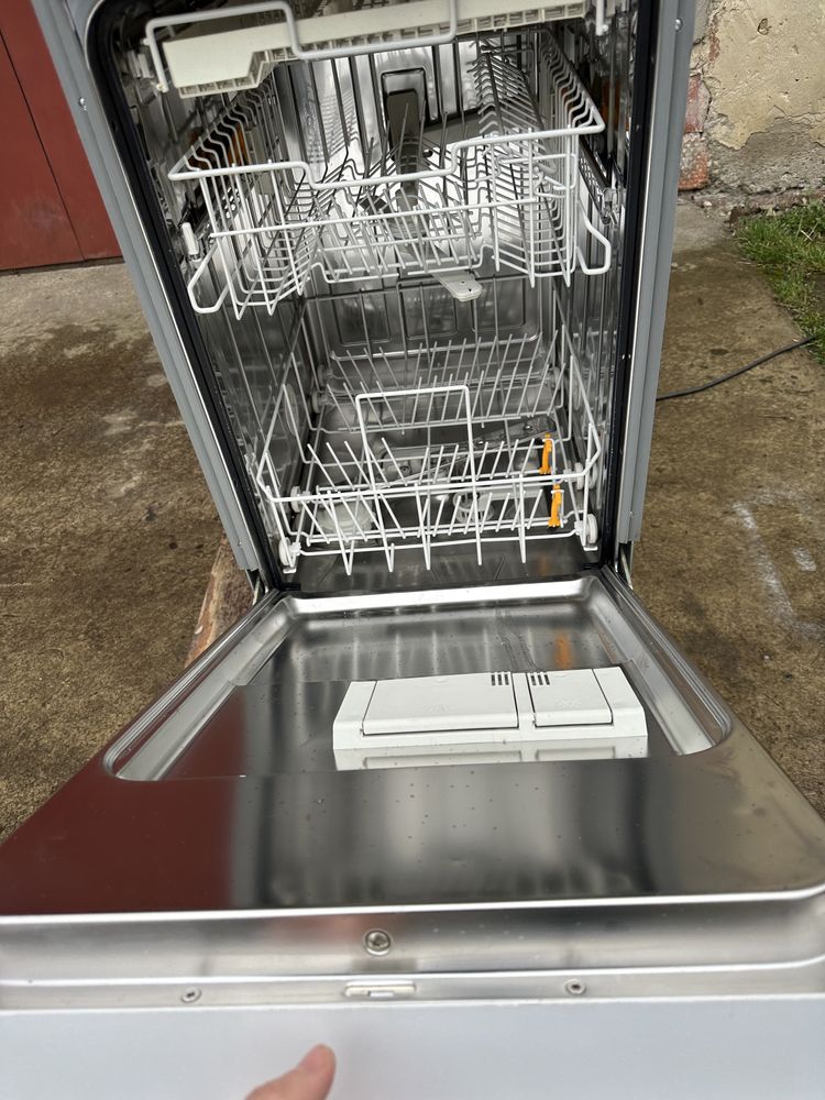 Miele g4620scu посудомийка 45