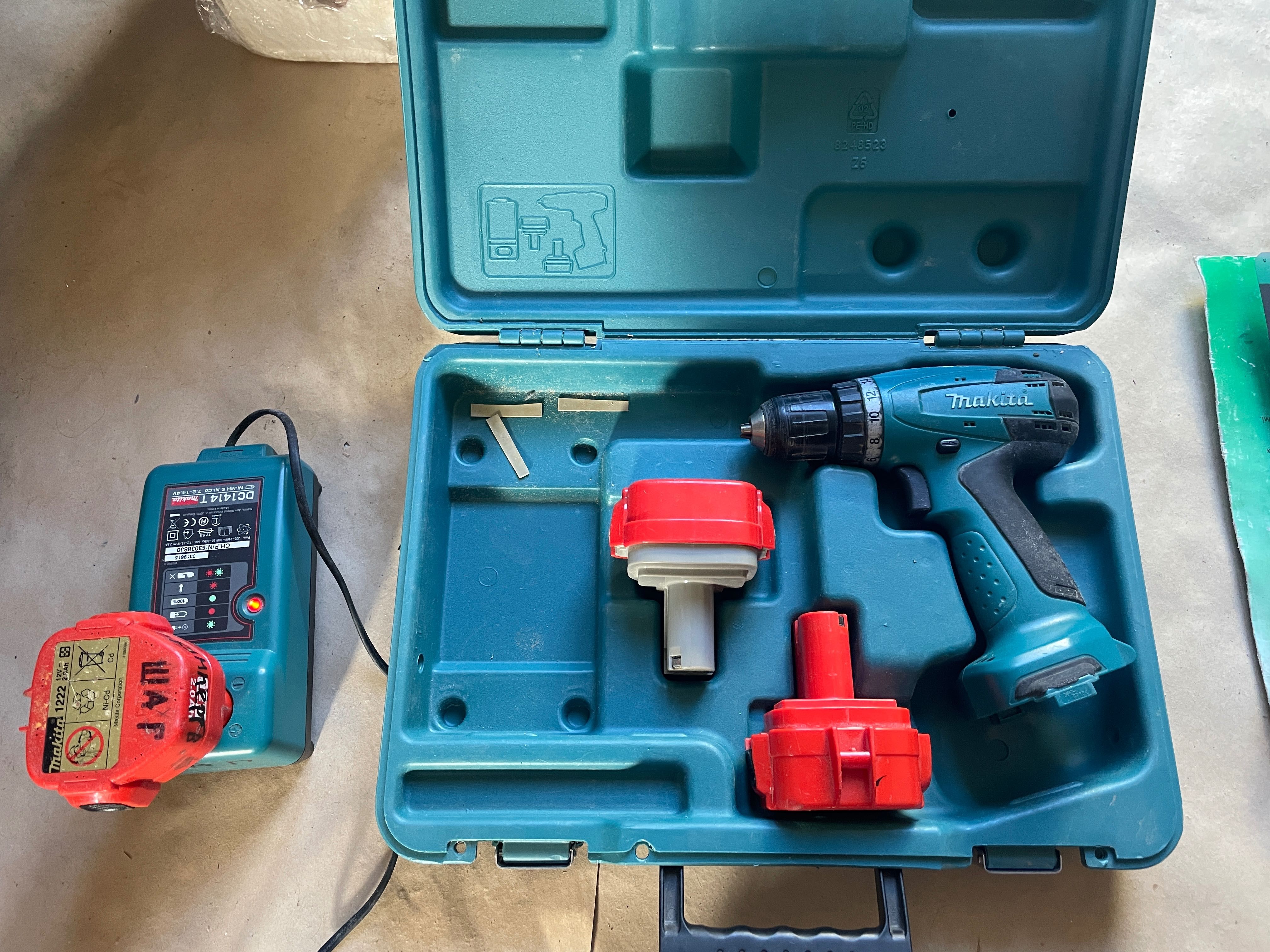 Продам шуруповерт Bosch PSR 1080 + в подарунок дрель-шуруповерт Makita