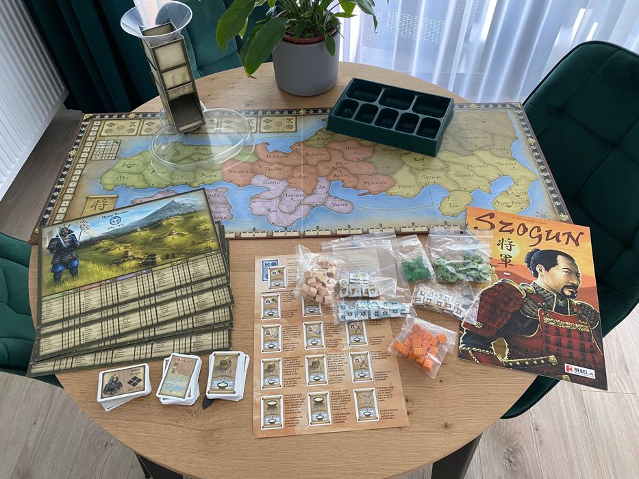 Gra planszowa Shogun + dodatek Dwór Tenno