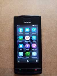 Nokia 500 smartfon