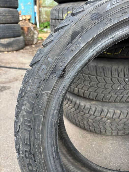 Продам комплект шин 225/45 r 17