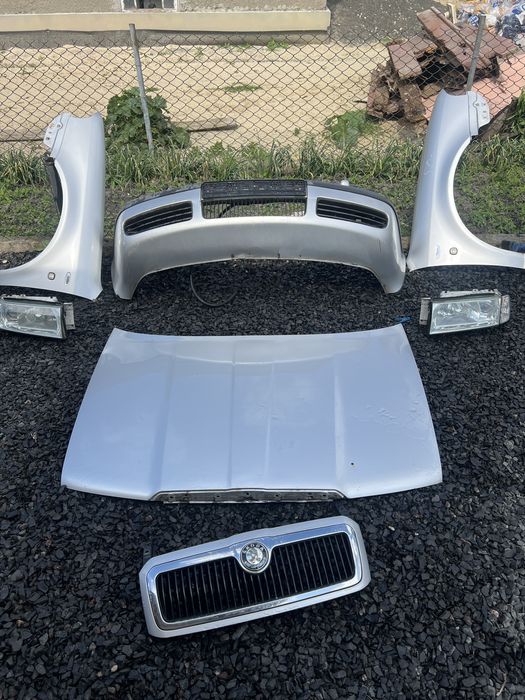 Комплектний перід Skoda Octavia Tour