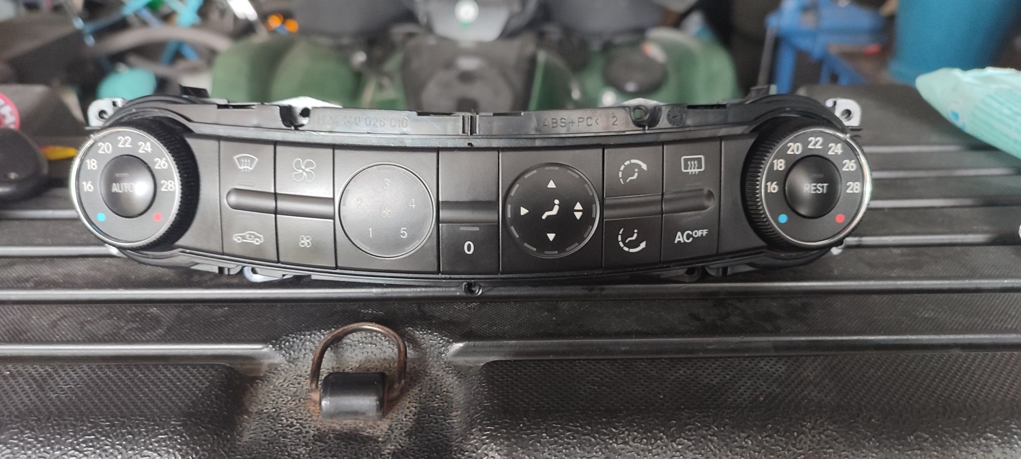 Panel klimatyzacji w211