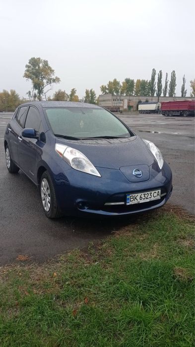 Nissan leaf 2017р.