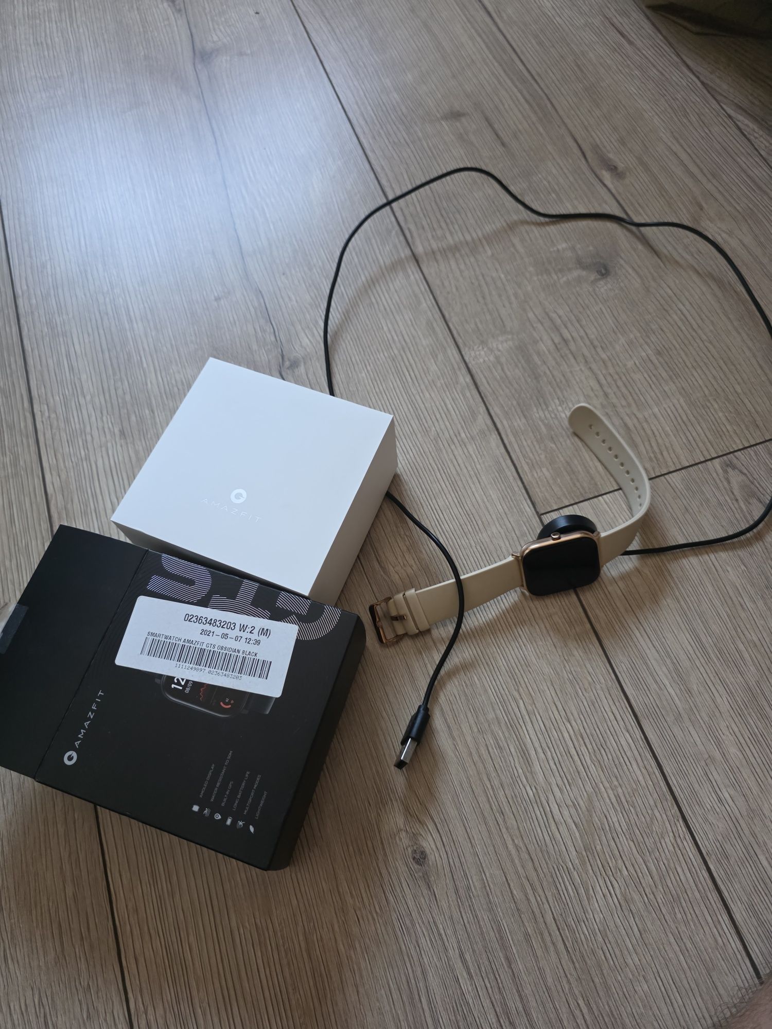 Smartwatch amazfit gts złoty (gps, wysokościomierz itp)