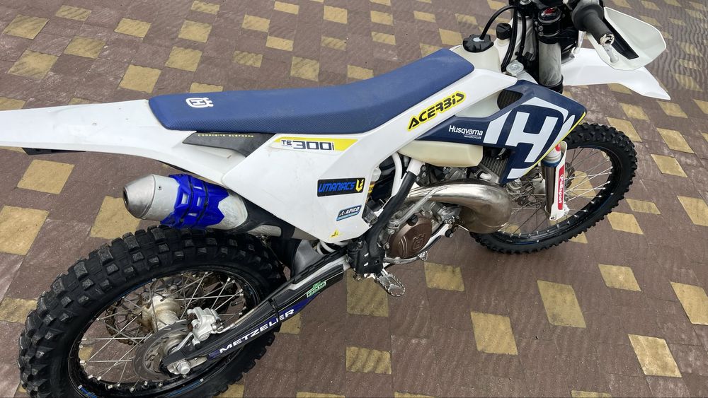 Мотоцикл крос ендуро Husqvarna TE300I