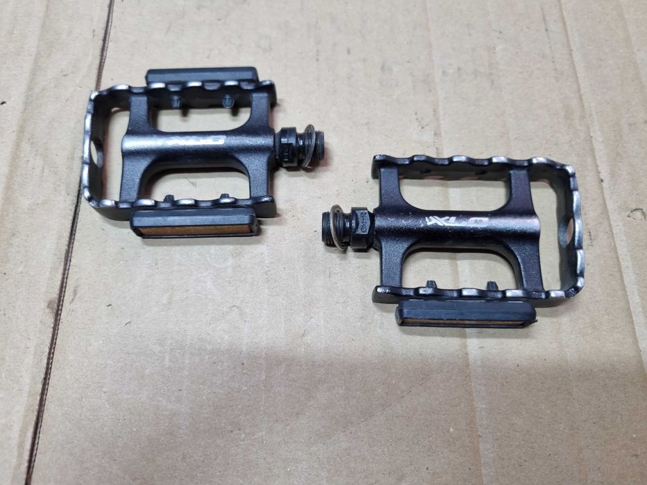 Pedały rowerowe XLC