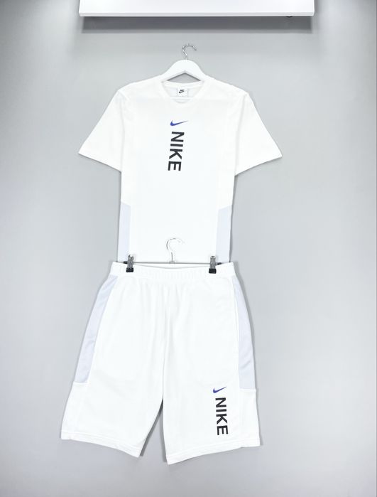Белоснежный спортивный костюм футболка шорты nike nsw swoosh шорти
