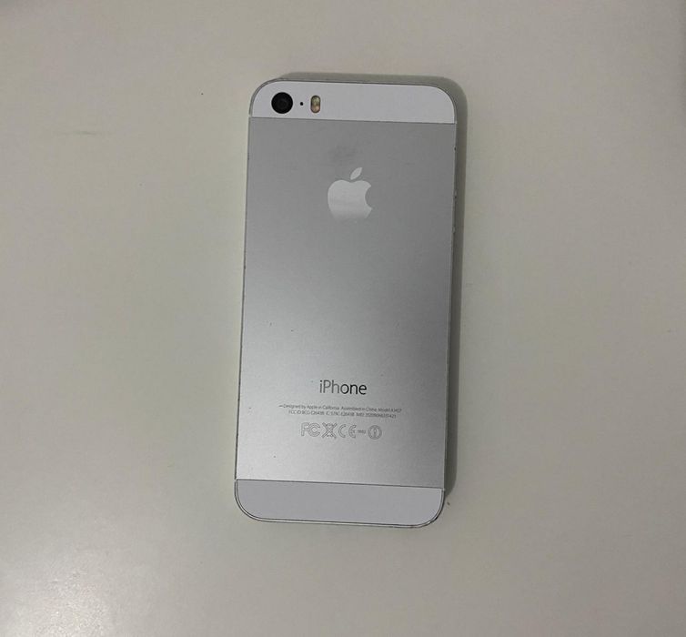 iPhone 5s – Usado, em ótimo estado de funcionamento