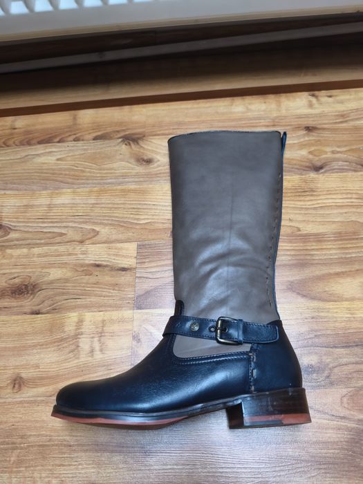 Kozaki damskie kolor brąz granatowy spód gumowy