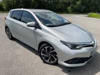 Toyota Auris Stan idealny, mały przebieg