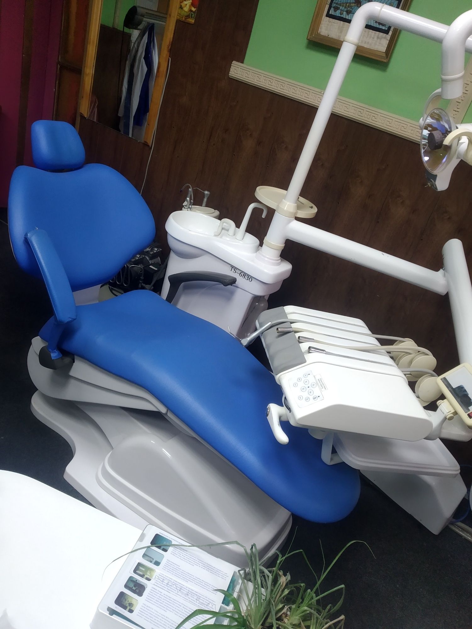 Медичне обладнання, стоматологічна установкаічна установка