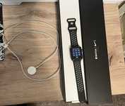 Продам Apple Watch series 3 42mm nike+