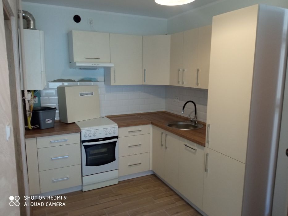 Wykonuje meble na wymiar