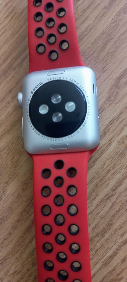 Apple Watch smartwatch zablokowany,  stan bardzo dobry