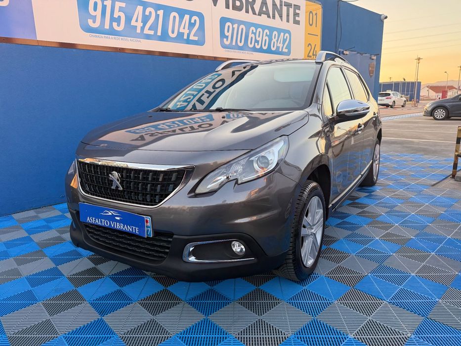 Peugeot 2008 1.2 PureTech Style