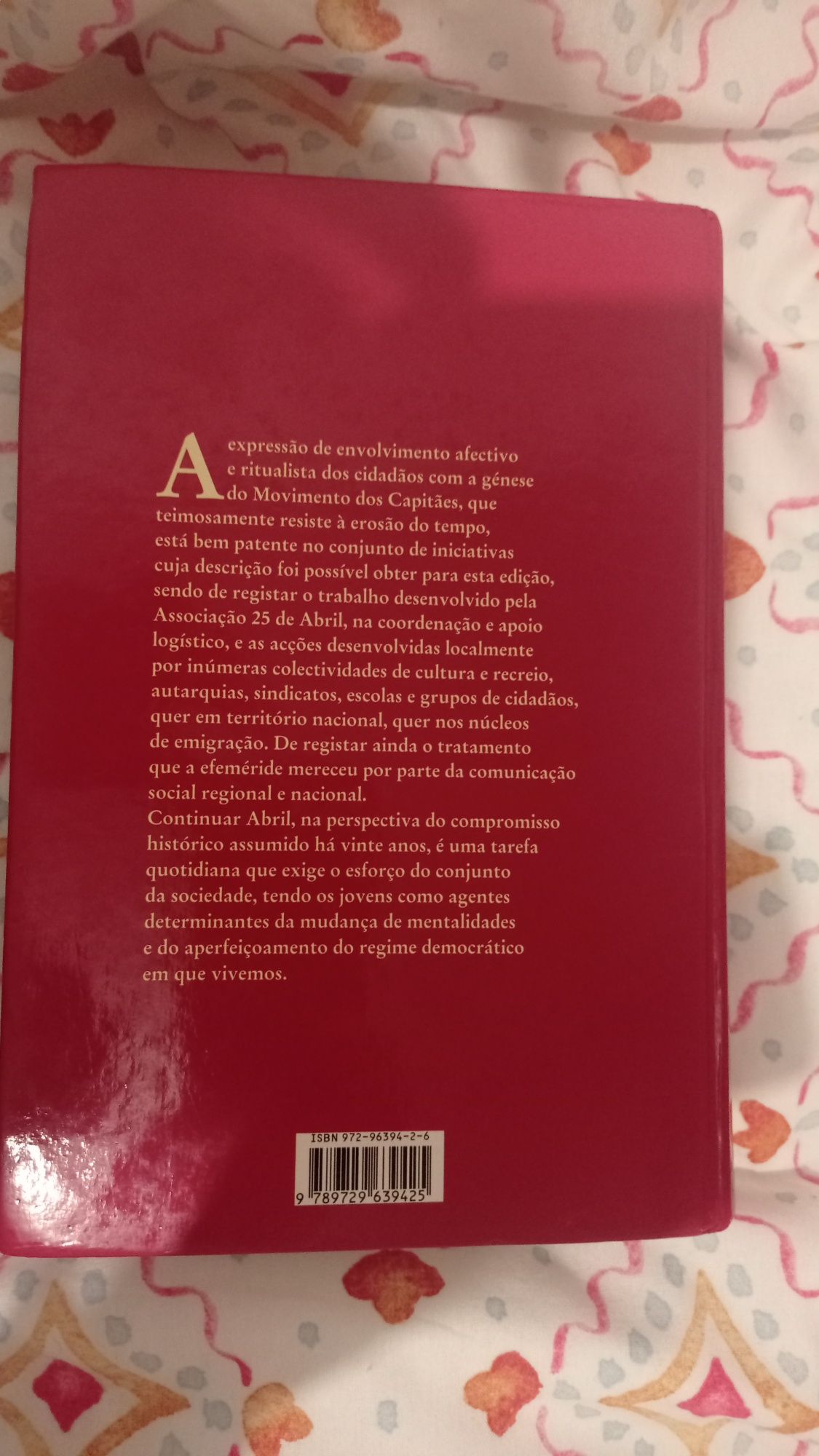 Livro 20 anos 25 de abril