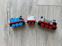 Два паровозика і вагон для дороги Thomas & Friends