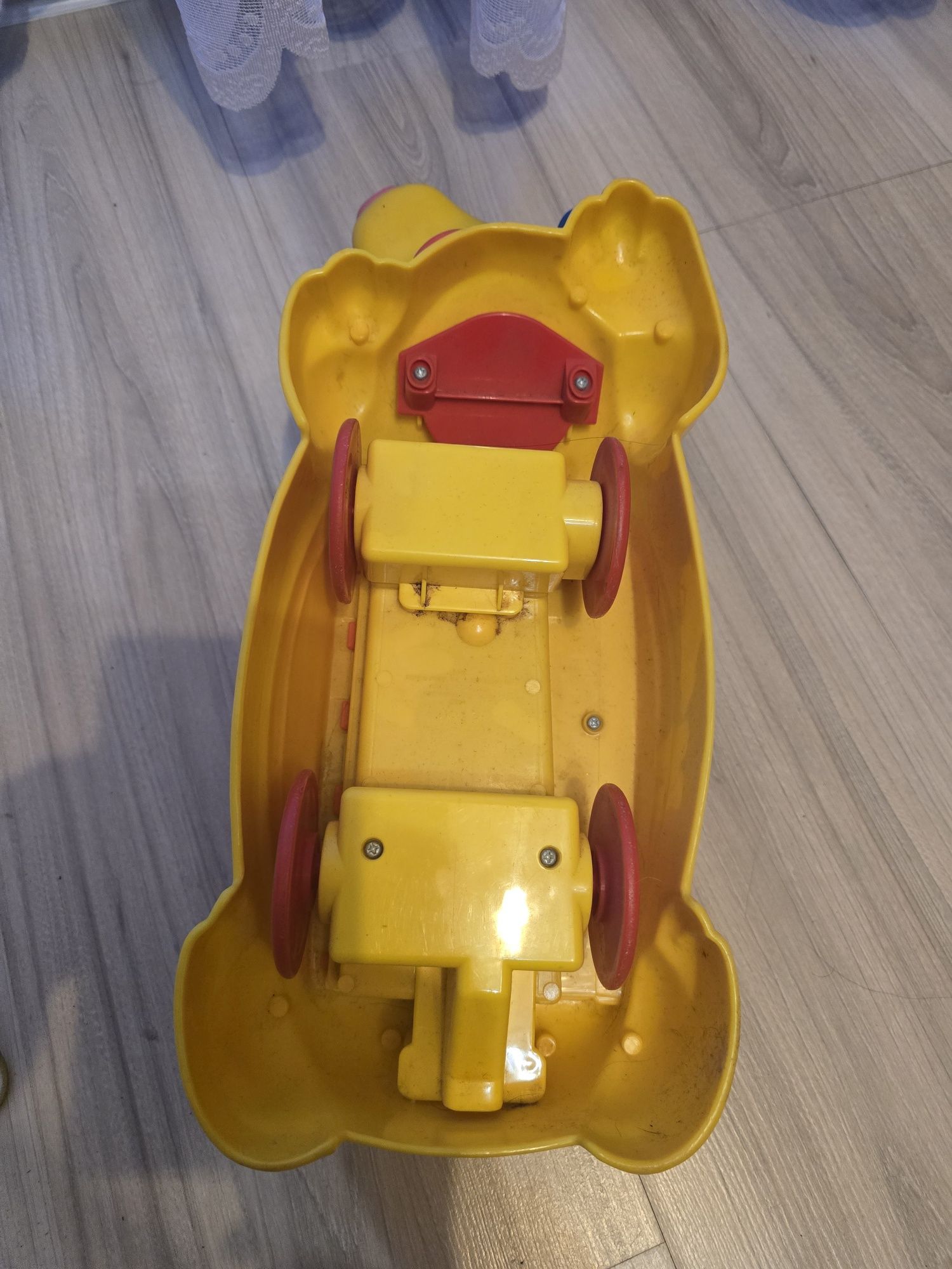 Piesek-cymbałki Fisher-Price