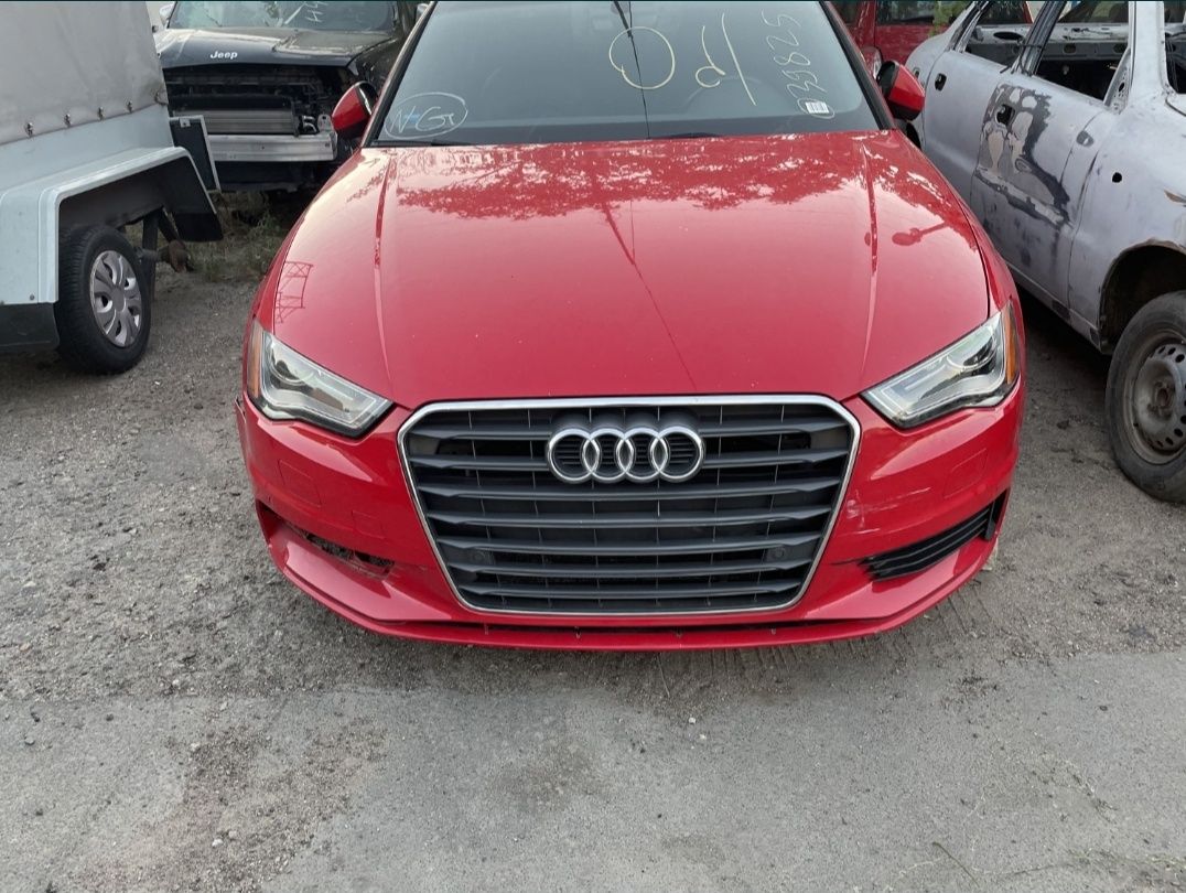 Audi A3 8V0 передние фары, оптика  Ауди А3