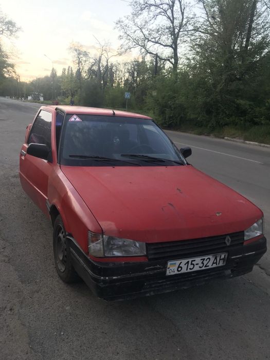 Renault 21 1986 года выпуска