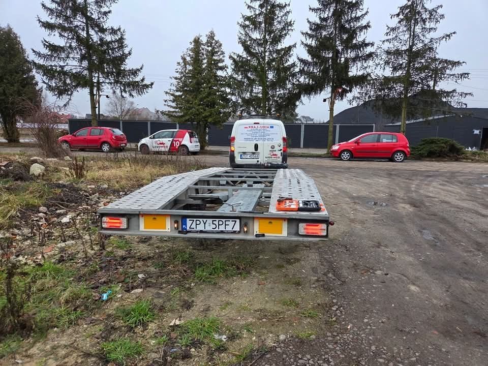 ŁozoWozi Wynajem Laweta Lawety - PRZYCZEPY