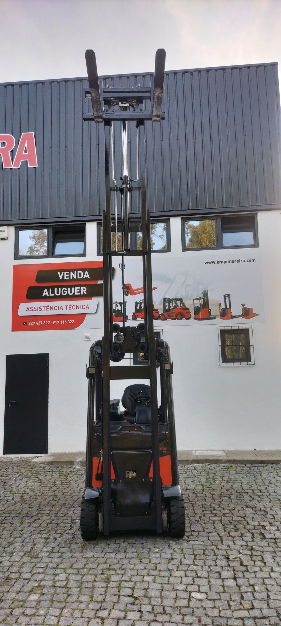 Empilhador Elétrico, Linde E18P , 2015 , Triplex 4620mm , como novo