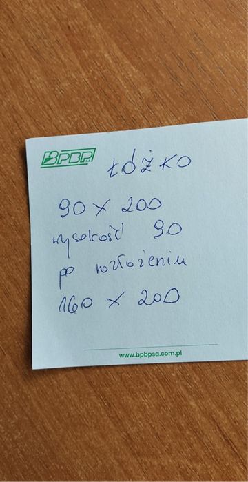 Granatowa sofa rozkladana