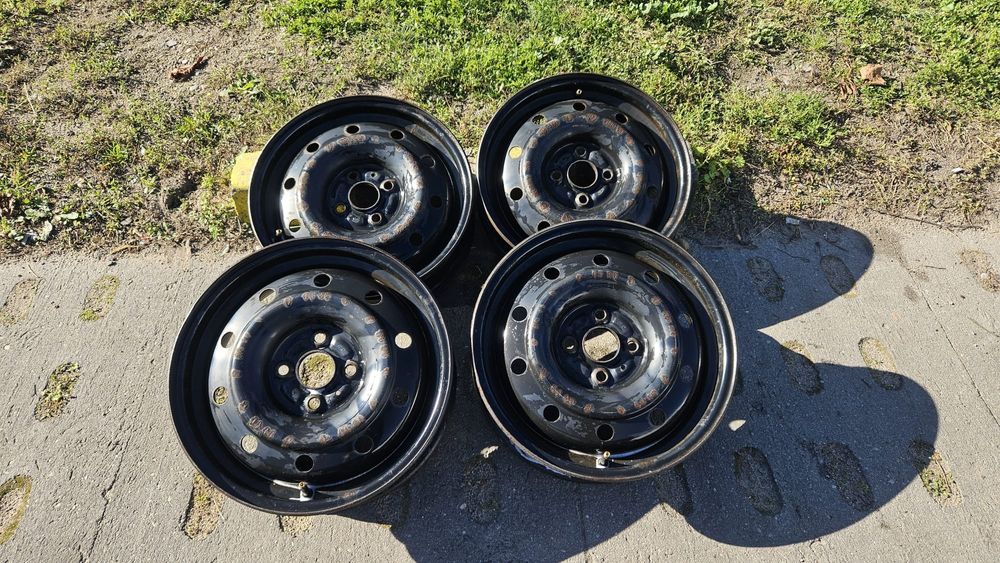 Felgi 15 4x100 ET40 54.1 śruby kołpaki Honda Mazda Toyota Opel