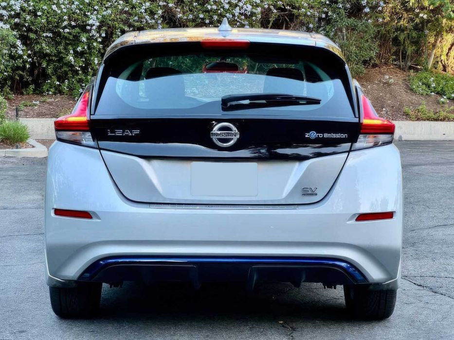 Nissan LEAF SV PLUS      2019