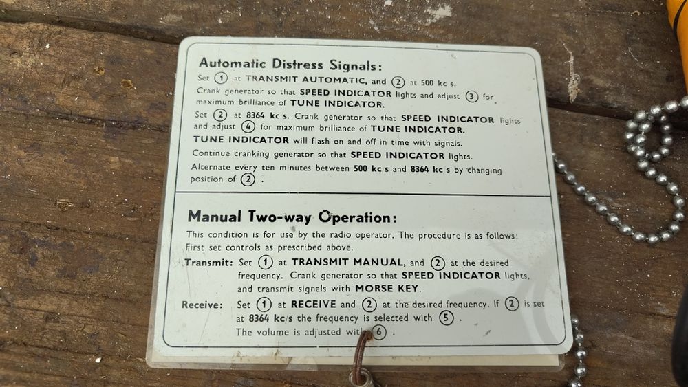 Radio emissor emergência baleeira DISA Marinetta 71A10