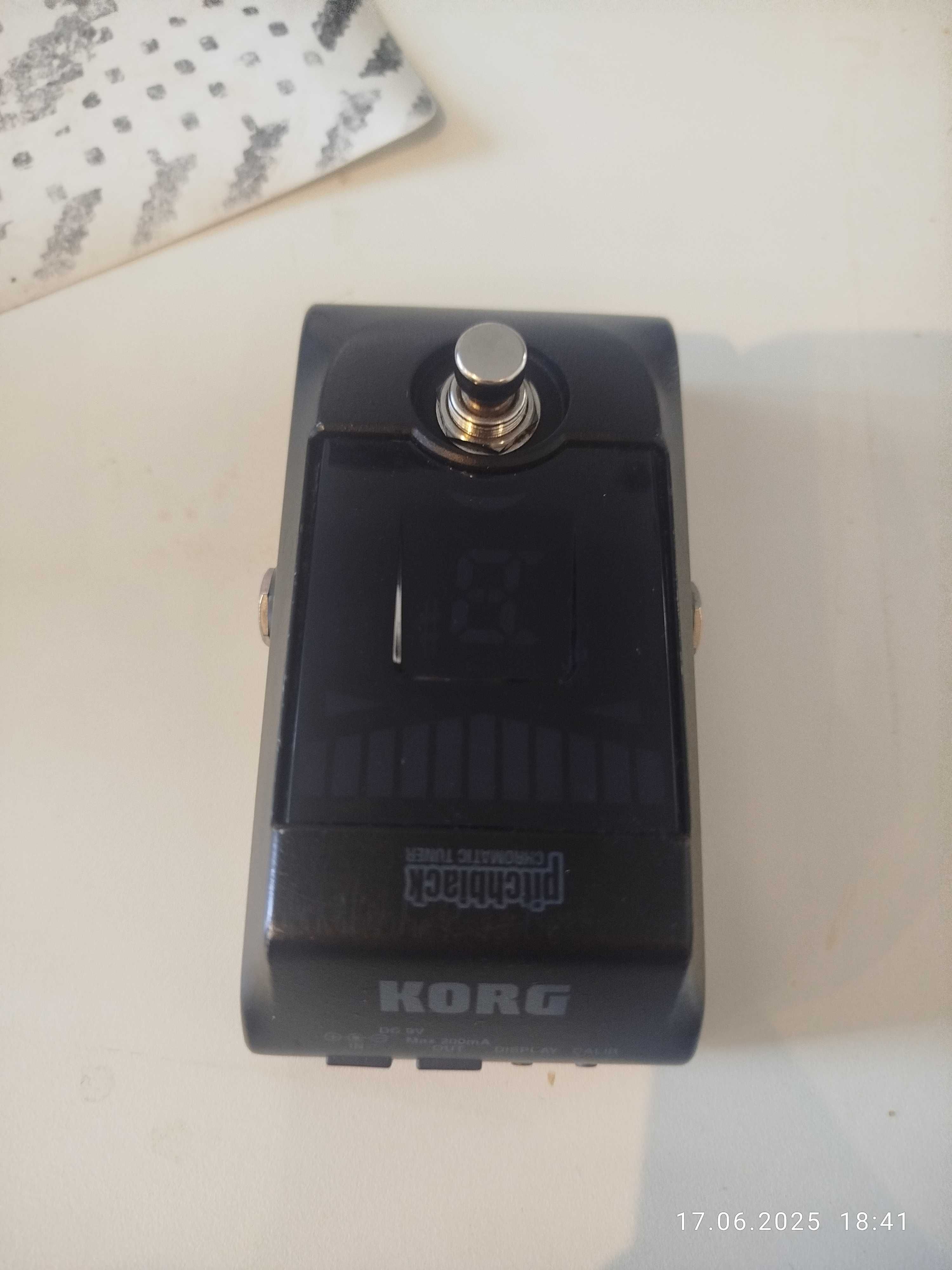 Tuner gitarowy Korg Pitchbpack PB-01