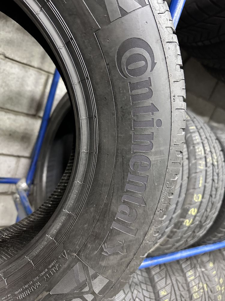 Літні шини 215/65 R16 CONTINENTAL