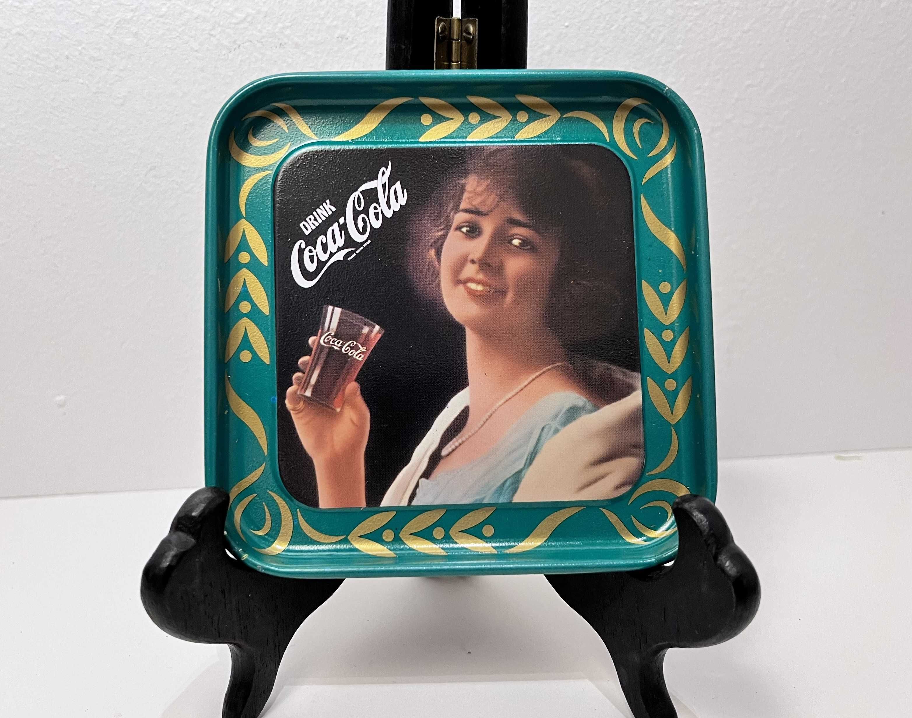 Vintage podstawki pod szklanki metal emalia COCA COLA Włochy- Lecco!