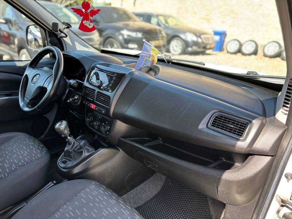 Opel Combo 2012 1.4 л. бензин.Оригінальний пасажир.