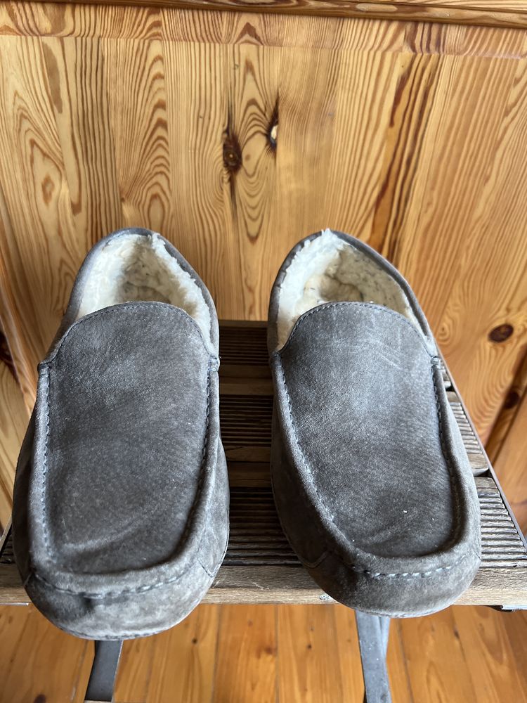 Sprzedam mokasyny, kapcie firmy UGG Made in Australia rozmiar 47