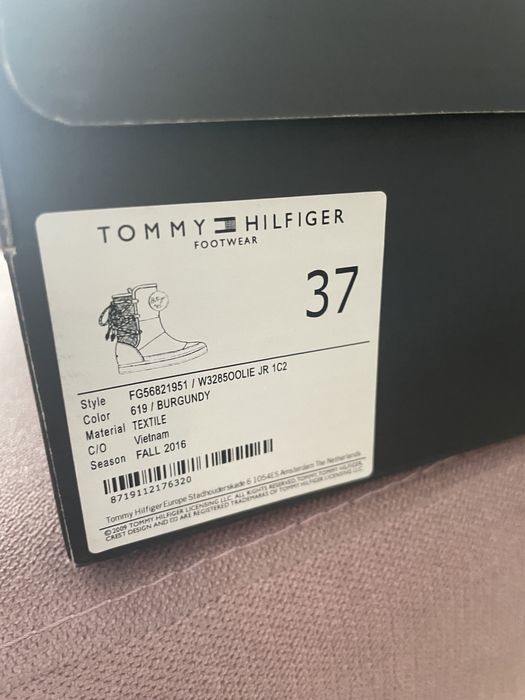 Tommy hilfiger botki ocieplane 37