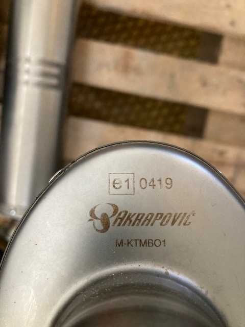 Ponteiras Akrapovic KTM 990