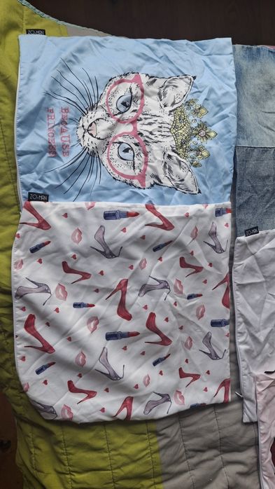 4 poszewki 40x40 z motywem kot królik szminki aparat sinsay home h&m