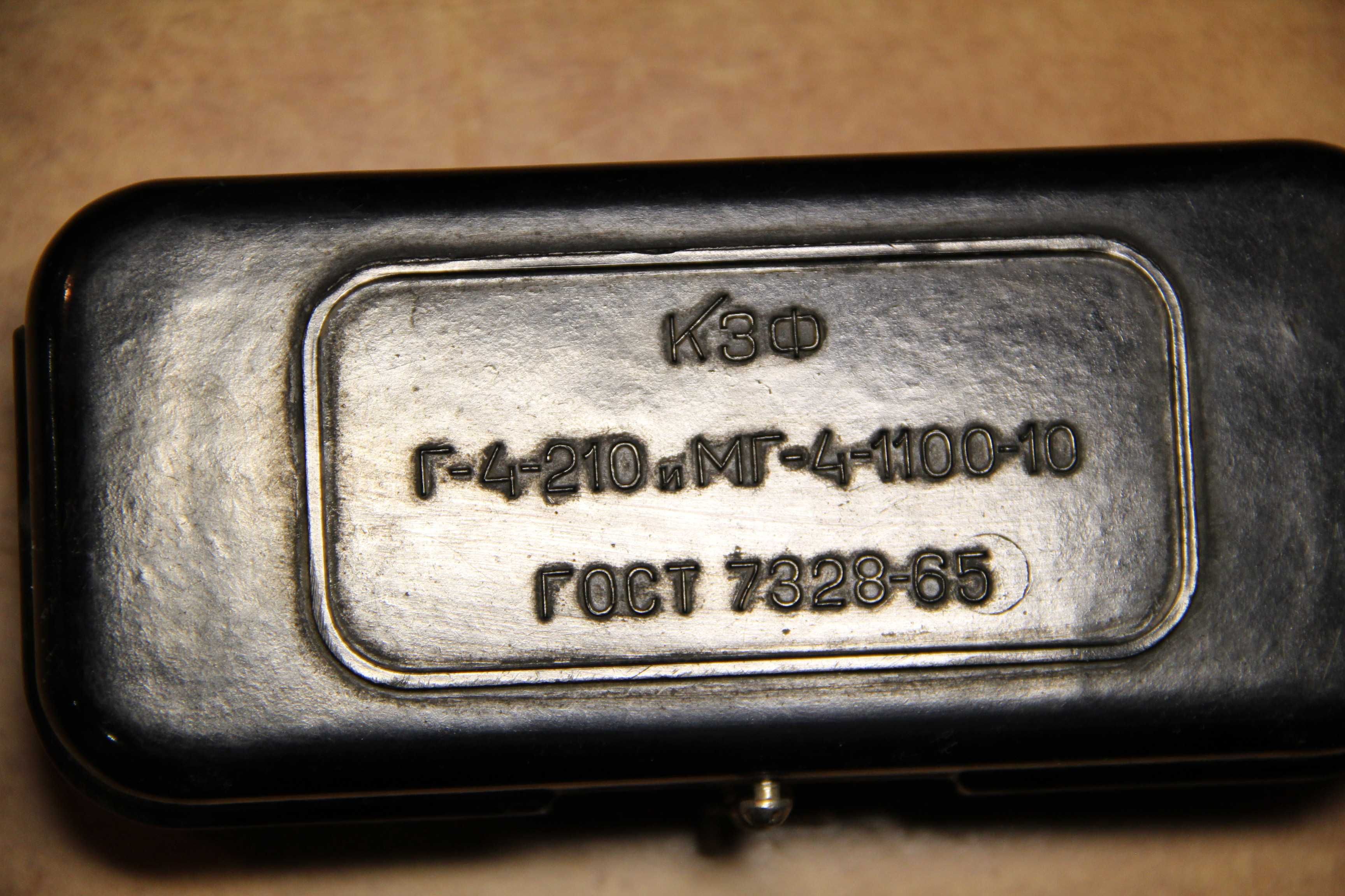 Наборы гирь для лабораторных весов МГ-4-1000. Г-4-210 и МГ-4-1100-10