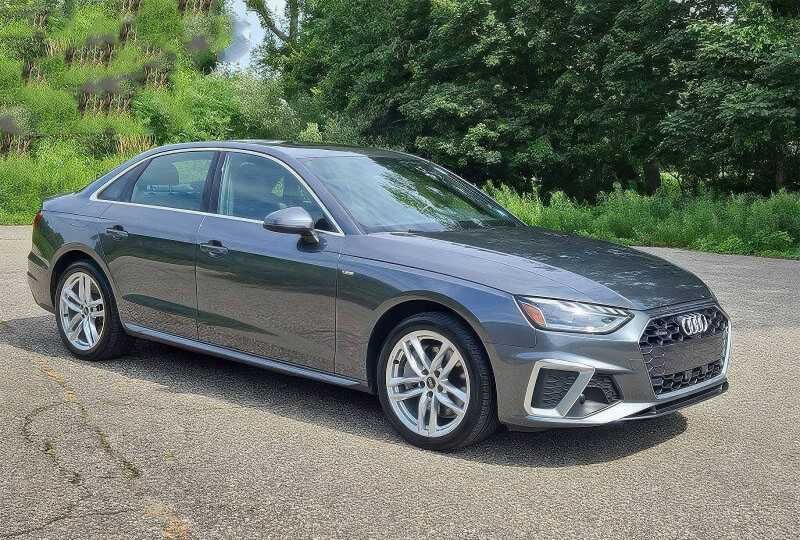 2021 Audi A4 quattro S line Prem Plus 45 TFSI