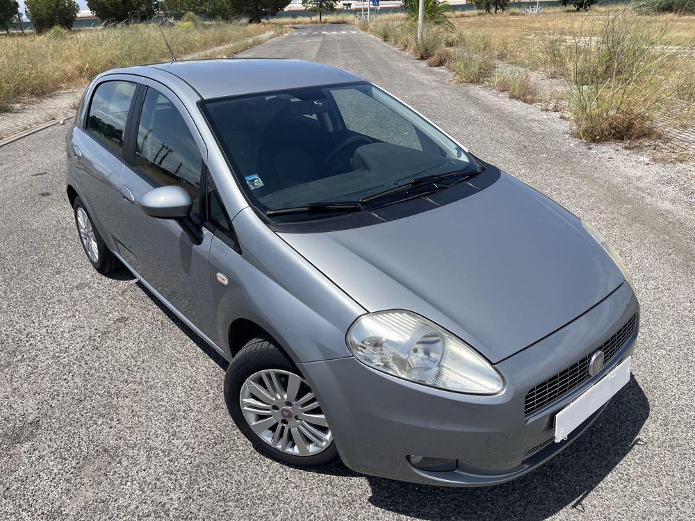 Fiat punto 1.2i 75cv 101.000km 2009
