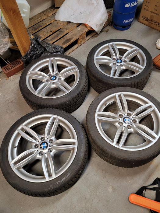 Felgi 19" 4szt m pakiet z Bmw F10 z oponami zimowymi