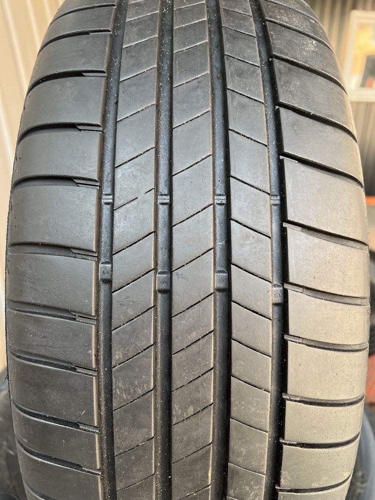 Шина летняя 215/60/R16 Bridgestone Turanza T005