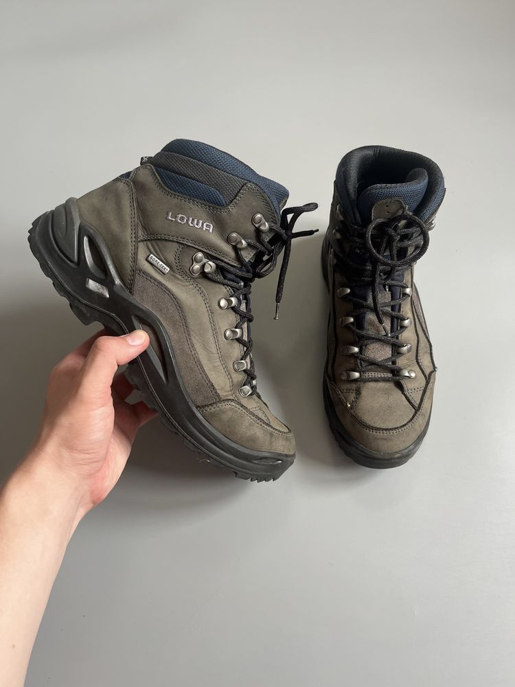 Lowa Renegade Gore-Tex Zephyr Trident 41(26.5cm)