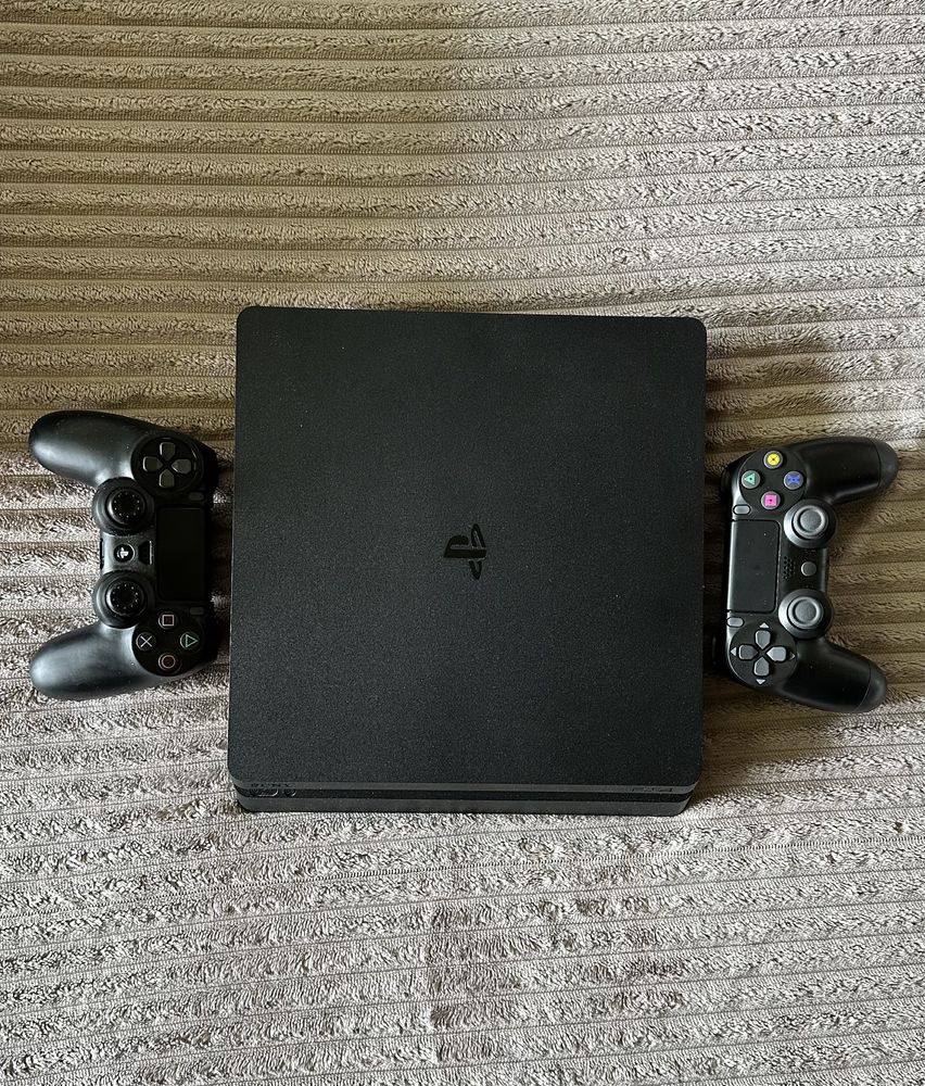 Приставка Ps4 Slim