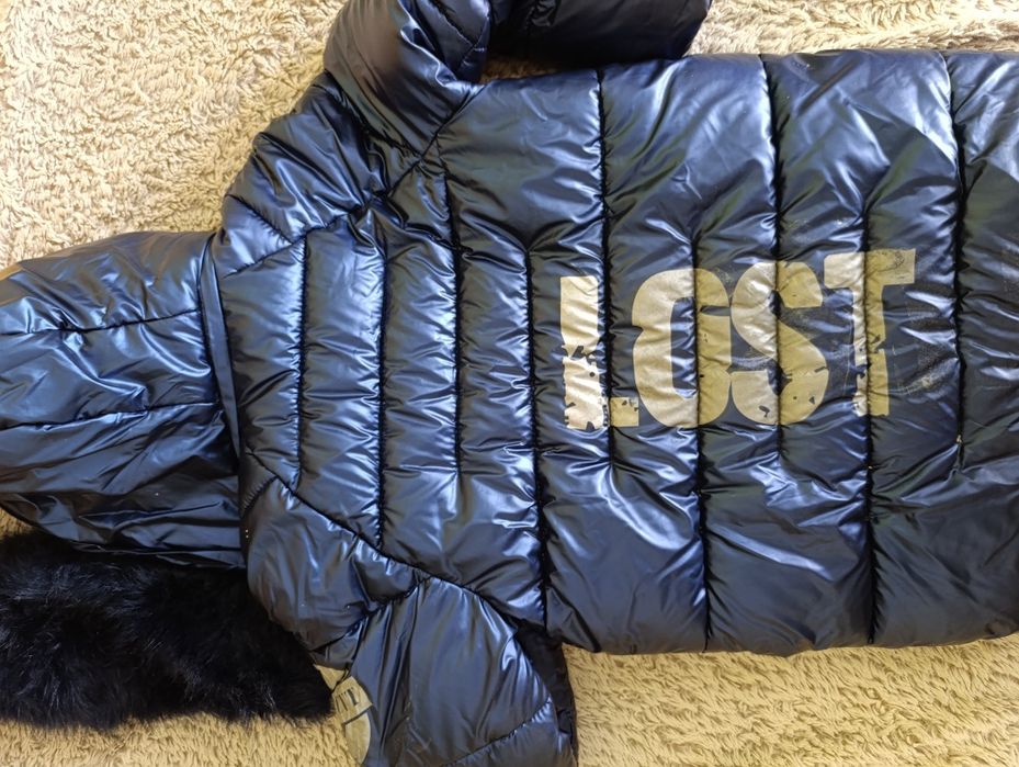 Куртка на дівчинку