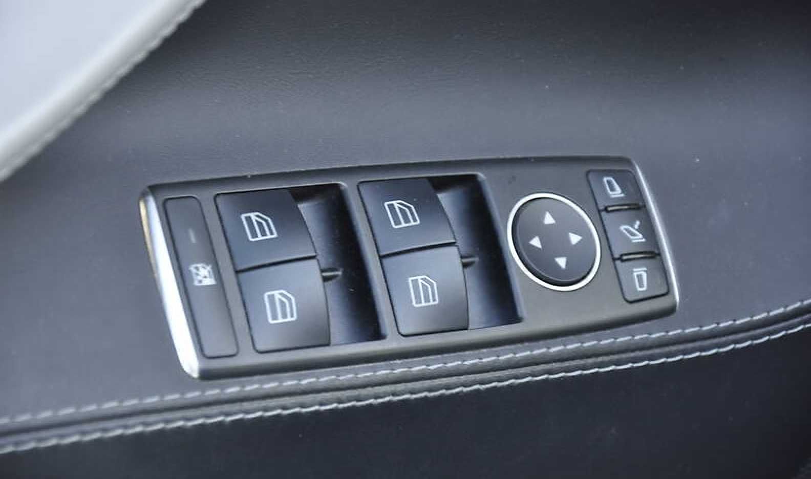 Tesla Model S 2016 90d -