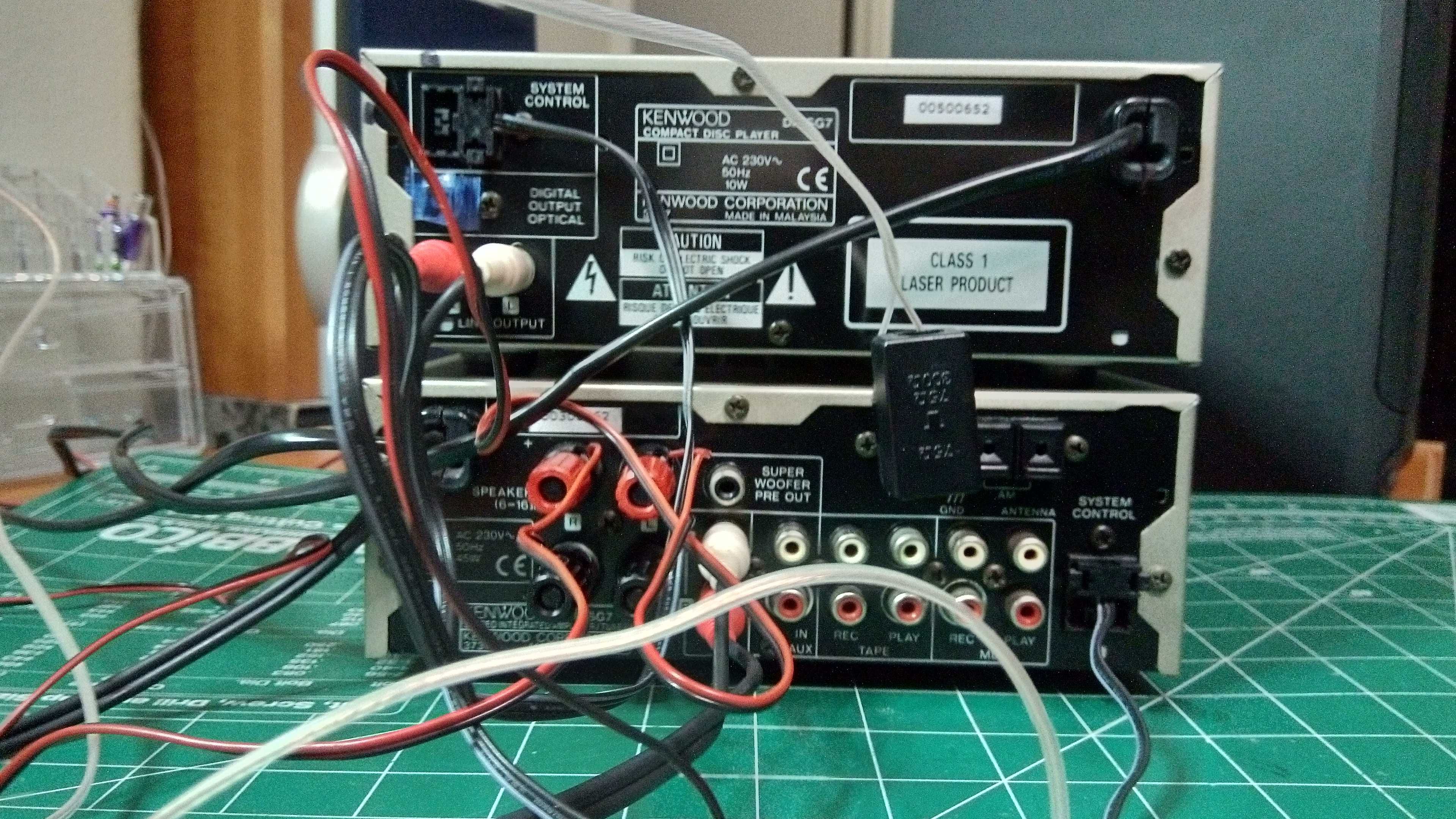 Mini aparelhagem som Kenwood SG7 (2 módulos)